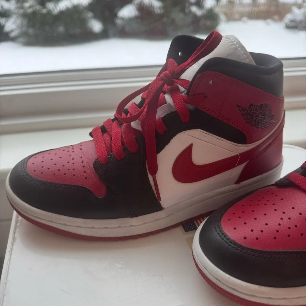 Nike Red White Black Athletic High-Top Sneakers
